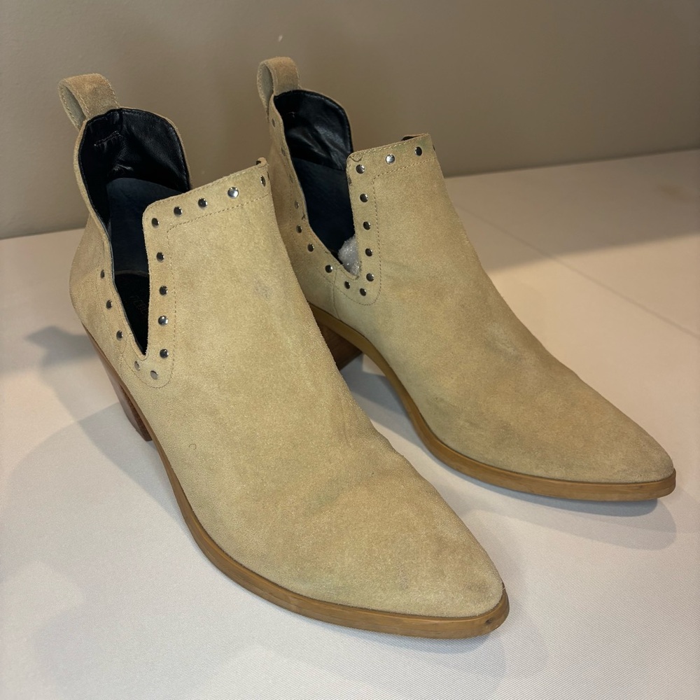 REBECCA MINKOFF Suede Tan Booties‎ with Small Heel and Stud Accent Size 10